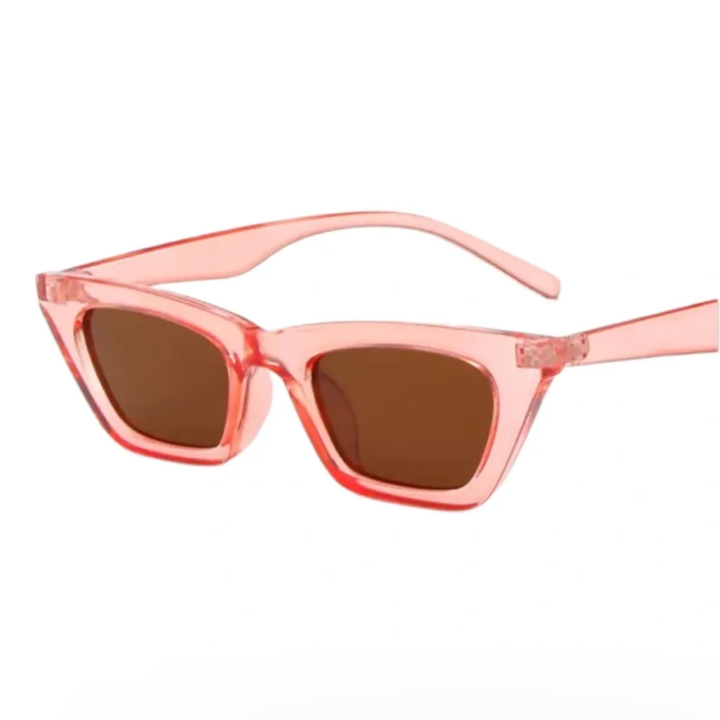 Lé Tangerine Tea. Cat eye sunglasses